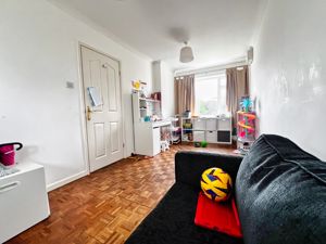 Photo 7- click for photo gallery